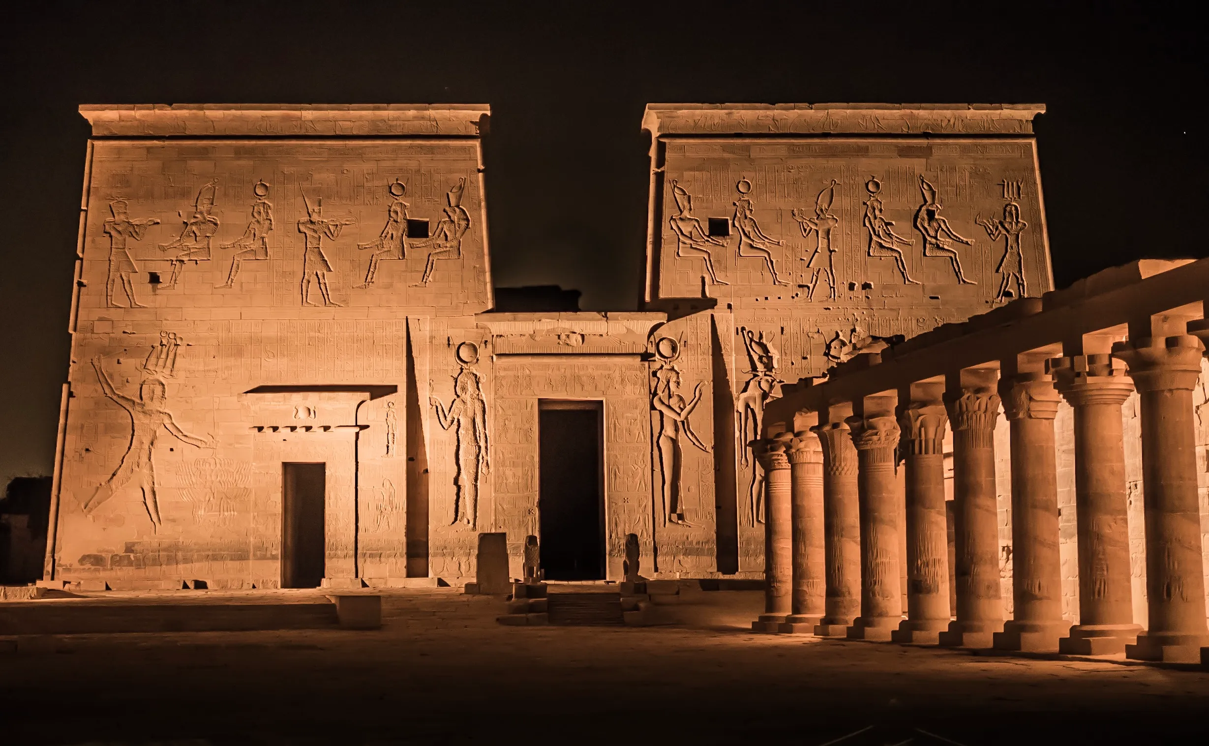 7 Days Egypt Tour Package with Cairo and Nile Cruise