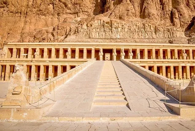 Cairo to Valley of the Kings Tour