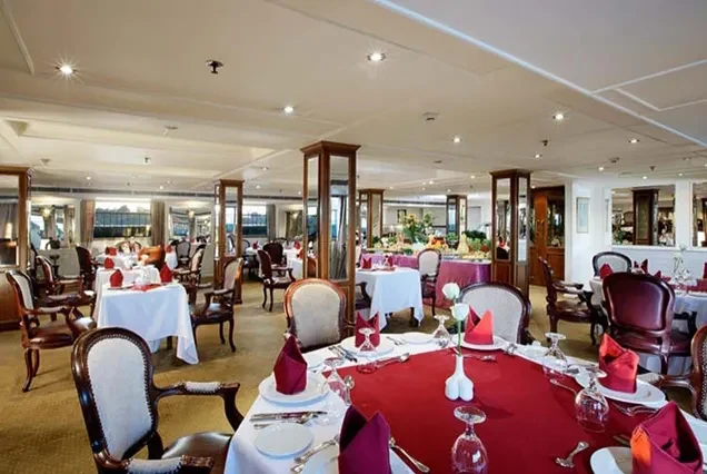 La Traviata Nile Cruise 4 Days Aswan Luxor