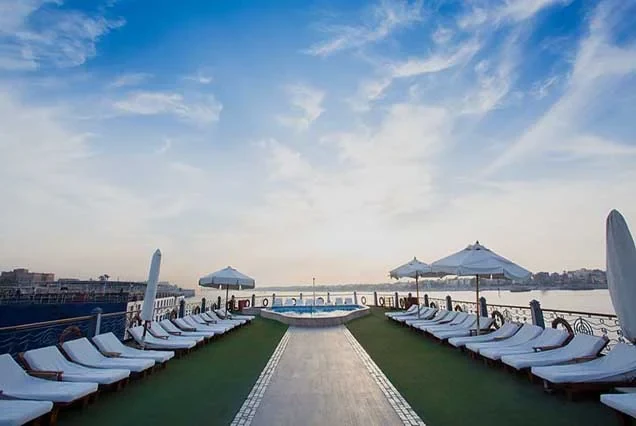 Tour Cairo Nile Cruise and Hurghada