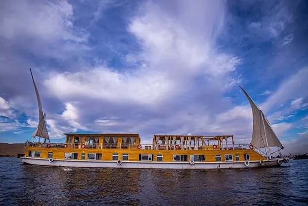 Zekrayaat Dahabiya 5 Days Luxor Aswan