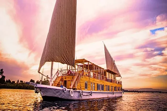 Zekrayaat Dahabiya 8 Days Luxor Aswan