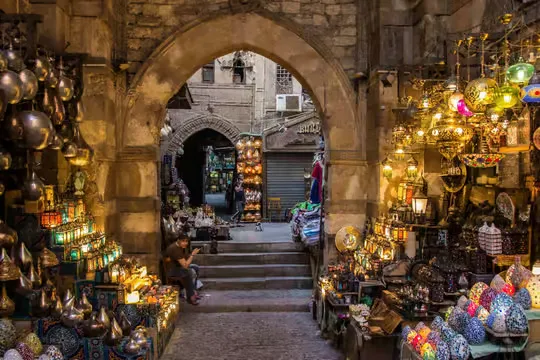 What to Wear in Cairo in January &ndash; Layers, Modesty, and Comfort