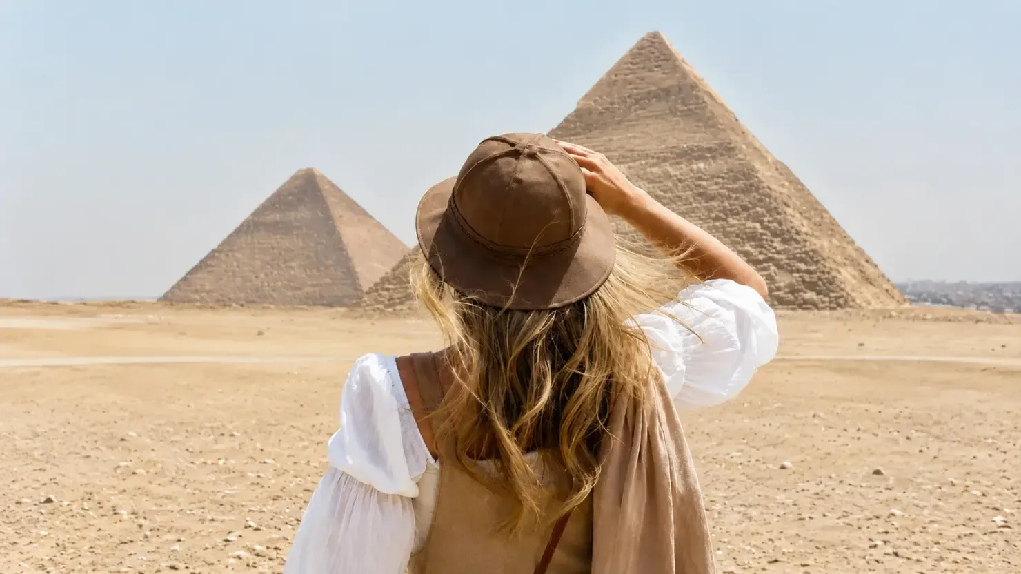 What to Wear in Cairo in July