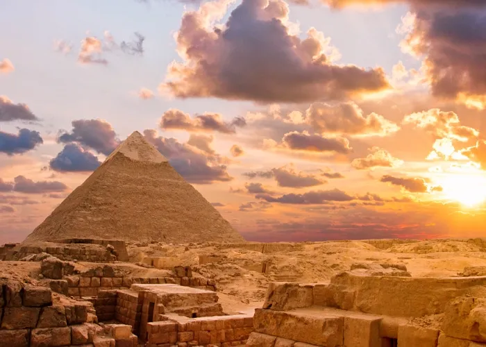 Is April a Good Time to Visit Egypt? | 2027 Verdict