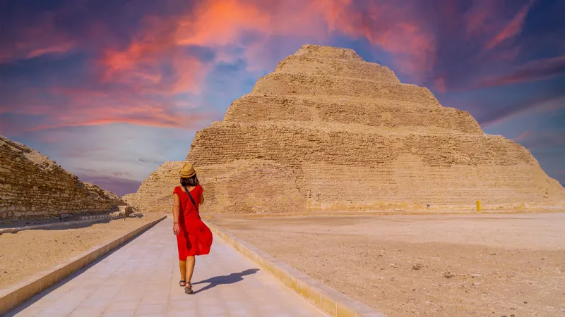 Stop 2: Cairo and the Temp in Egypt in Feb Capital Reading