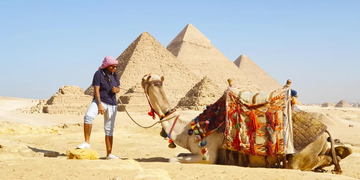 Private 2-Hour Camel Ride Trip at the Pyramids