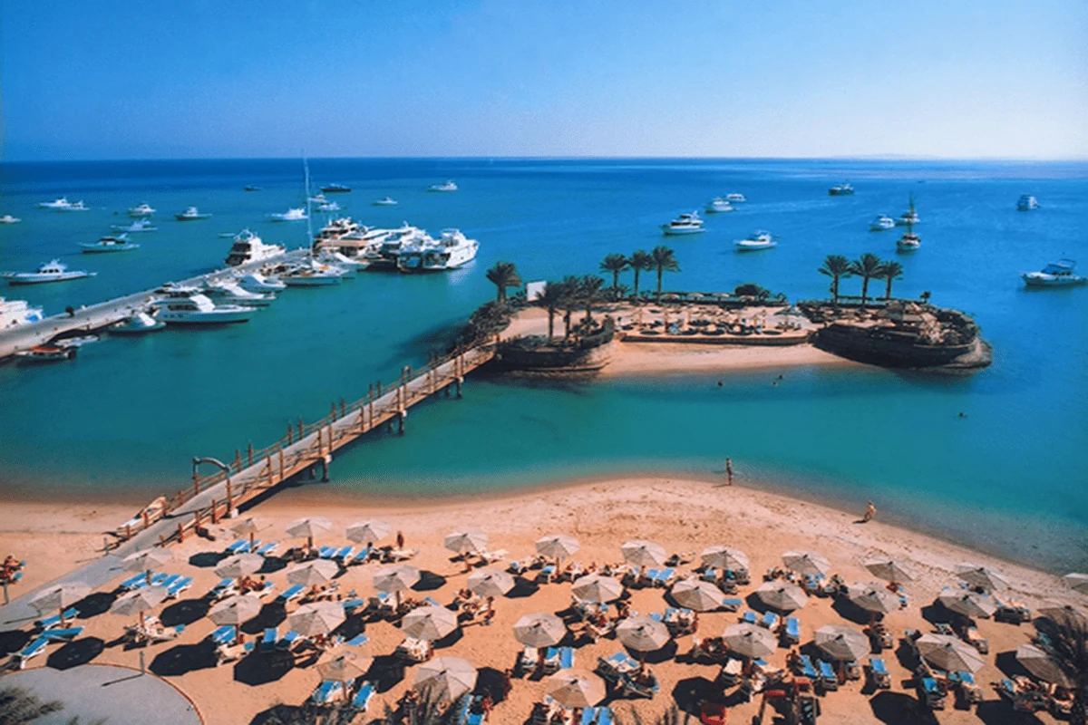 10 Day Nile Cruise and Hurghada Expedition