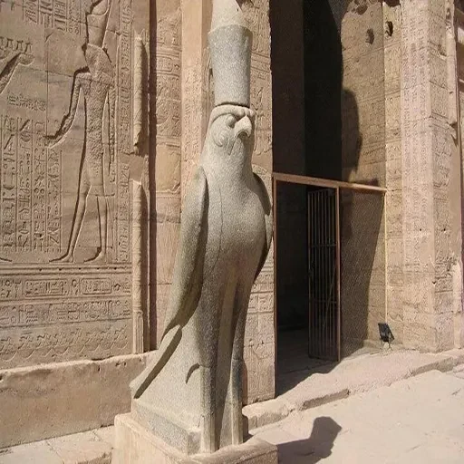 Luxury 4-Day Nile Cruise Including Abu Simbel and Hot Air Balloon
