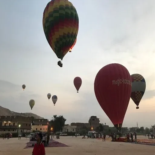 Luxury 4-Day Nile Cruise Including Abu Simbel and Hot Air Balloon