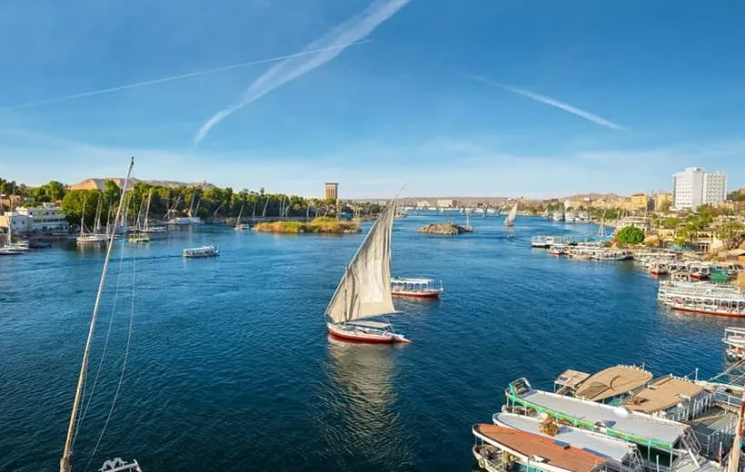 4 Days Nile Cruise From Cairo Private Flight Package