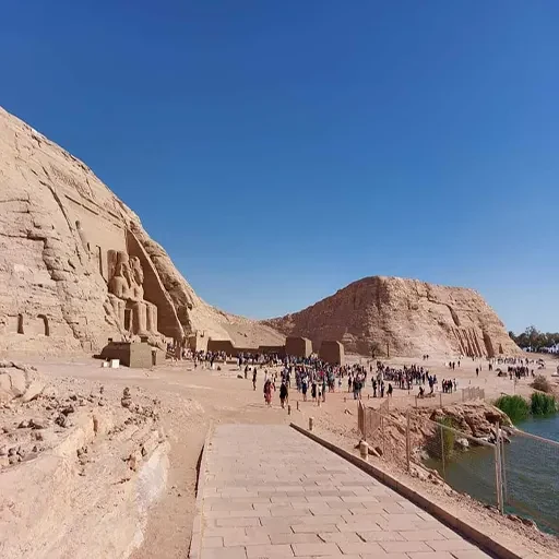 Comfortable Round-Trip Bus From Abu Simbel to Aswan