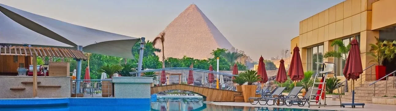 Private Day Tour to Cairo and the Pyramids Giza Plateau & Egyptian Museum