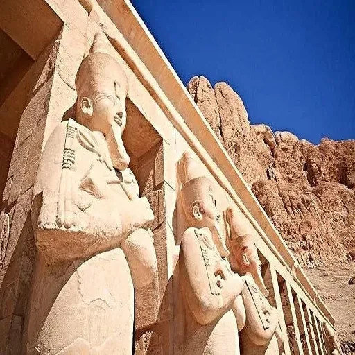 Elite Day Trip From Cairo to Valley of the Kings by Plane