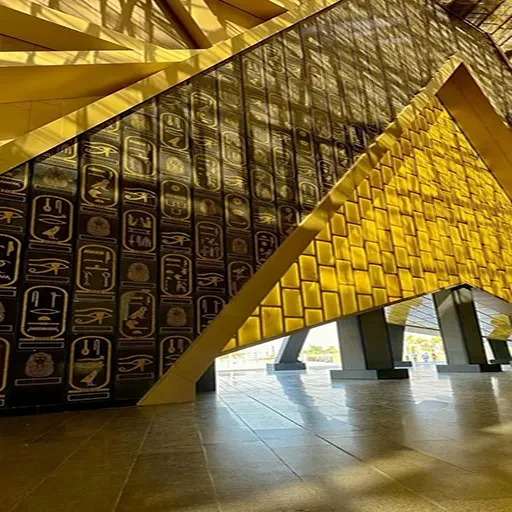 Private Day Trip Grand Egyptian Museum From Hurghada by Flight & Giza Pyramids
