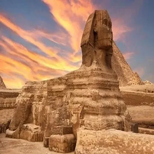Private Day Trip Grand Egyptian Museum From Hurghada by Flight & Giza Pyramids