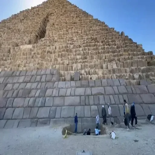 Private Day Trip Grand Egyptian Museum From Luxor by Flight & Giza Pyramids