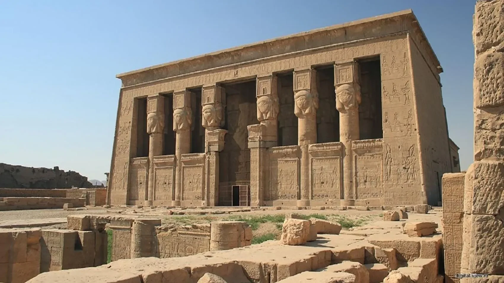 2 Day Private Dendera and Abydos Tour & Luxor Landmarks