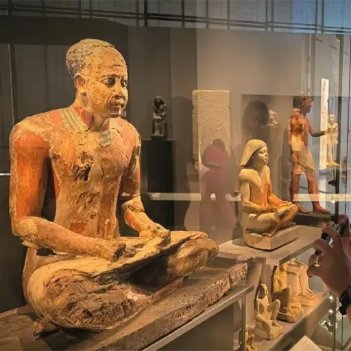 Private Hurghada to Grand Egyptian Museum & Giza Pyramids Day Tour