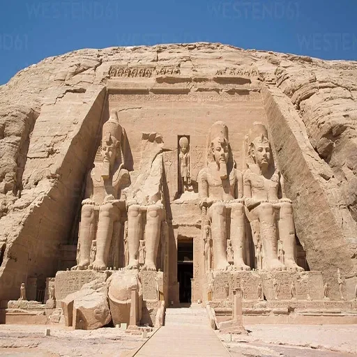 Private Luxor to Abu Simbel Day Trip with Expert Guide