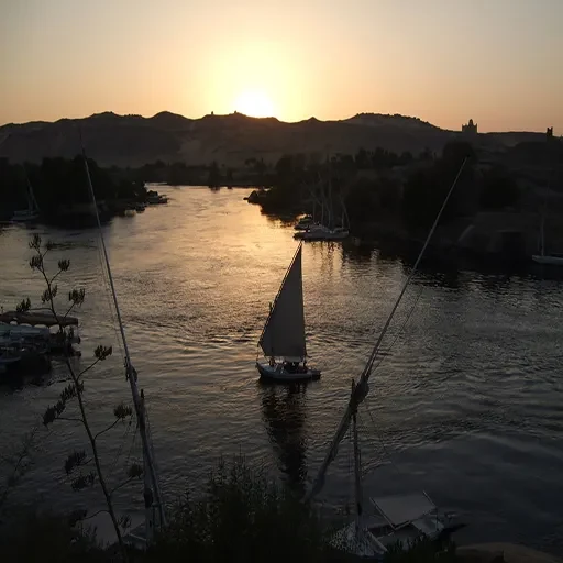 Minya Dahabiya 4 Days Aswan Luxor