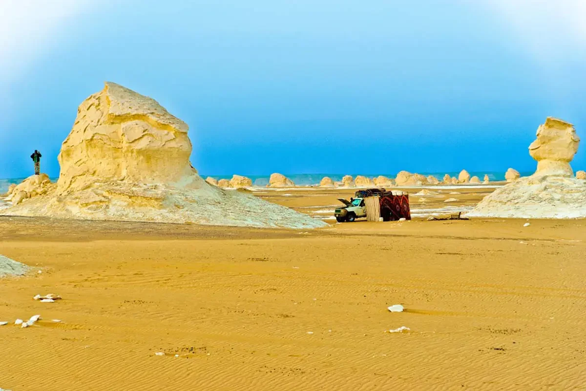 2-Day Private White Desert Egypt Tour from Cairo