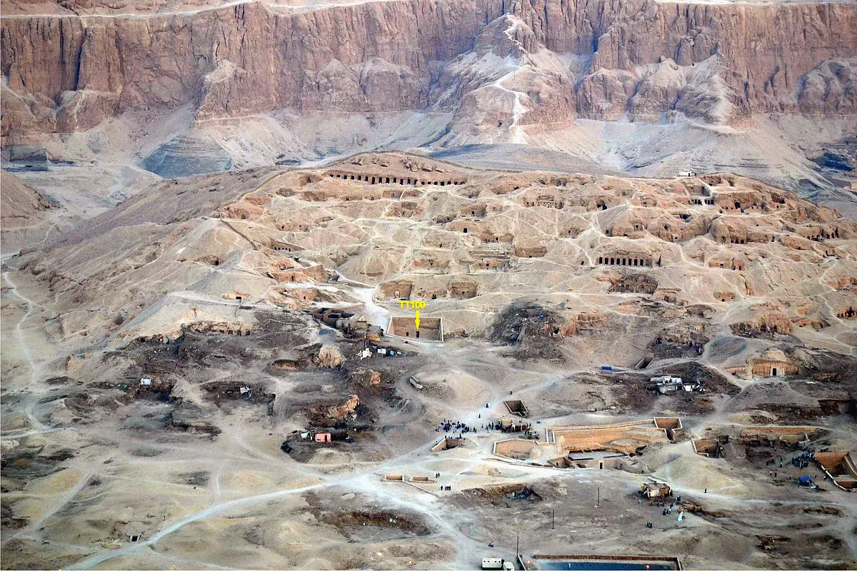 Elite Private Tour to the Tombs of the Nobles of Aswan