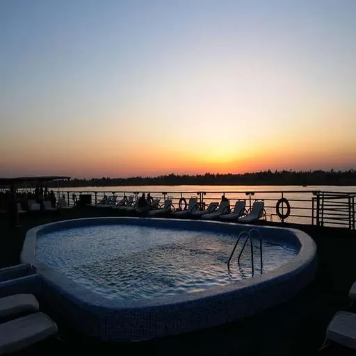 Queen of Hansa Nile Cruise 4 Days Aswan Luxor