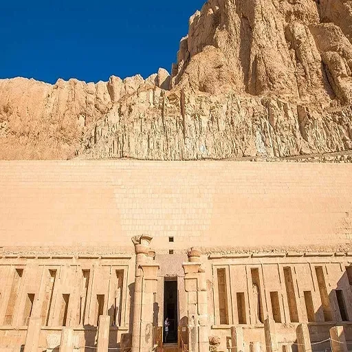 Private Valley of the Queens Tour & West Bank Highlights