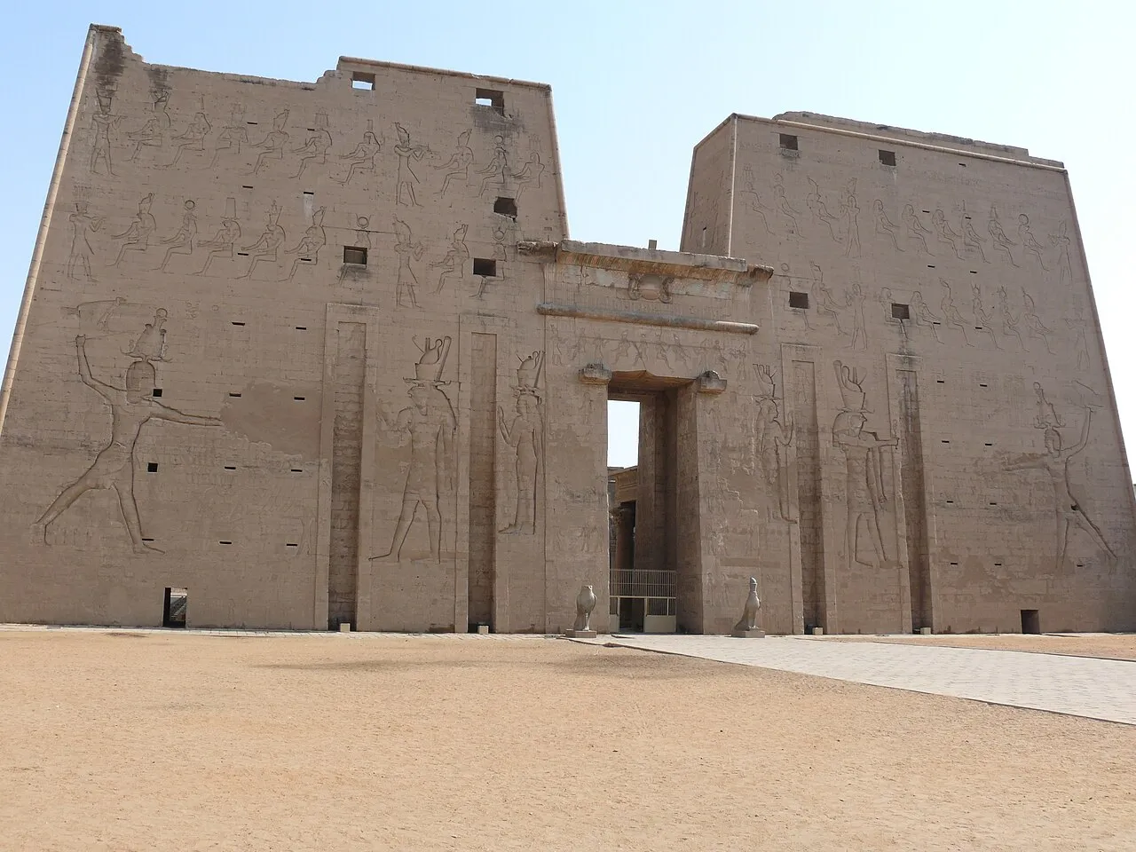 Nile Cruise and Abu Simbel The Definitive 11-Day Private Luxury Tour