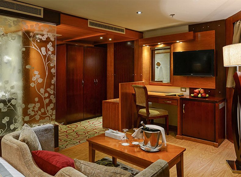 Esmeralda Nile Cruise 5 Days Luxor Aswan