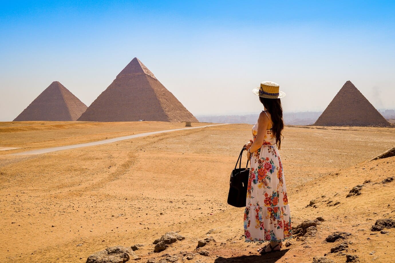 Explore Timeless Wonders with Cairo Day Tours: Expert Guide