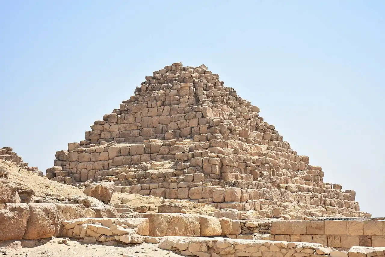 Hetepheres I: Queen Mother of Khufu & the Pyramid Age