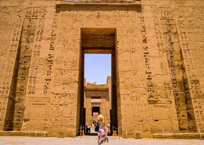 Egyptian Temples: History & Mythology Guide