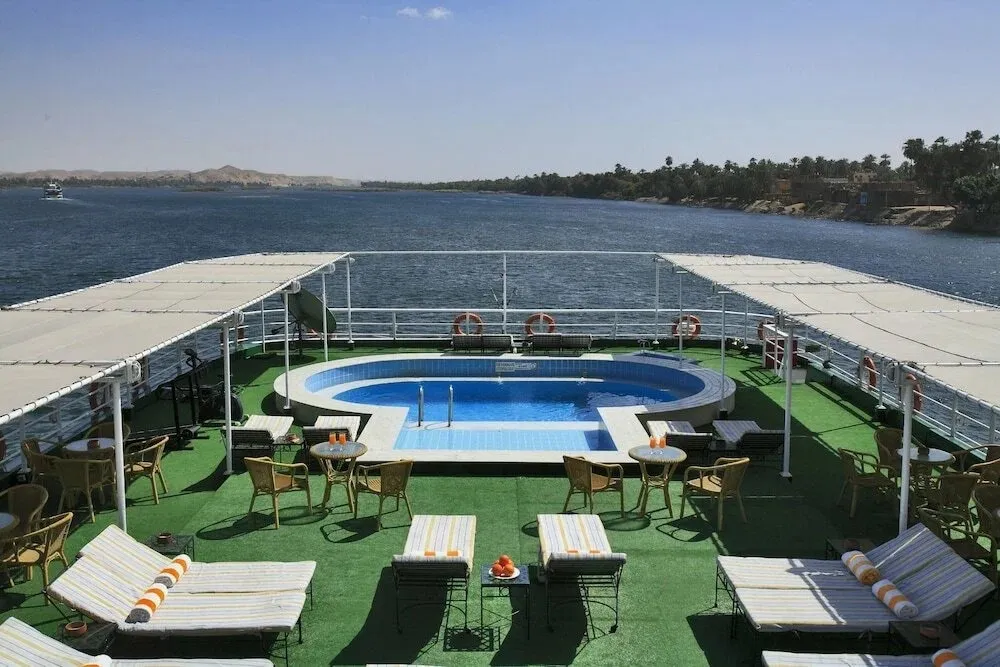 Jaz Royale Nile Cruise 4 Days Aswan Luxor