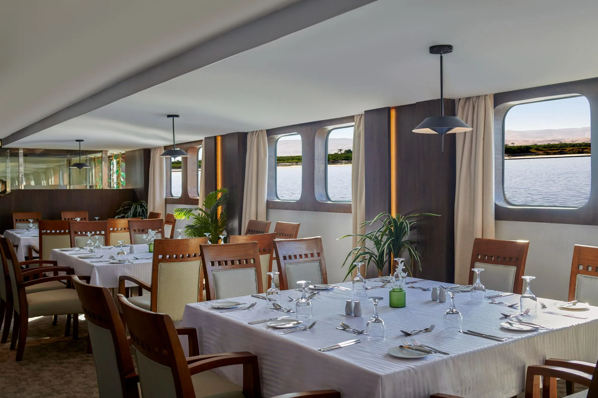 Mövenpick SS Misr Nile Cruise 5 Days Luxor Aswan