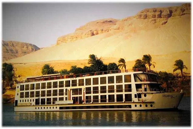 Nile Dolphin 4 Days Aswan Luxor