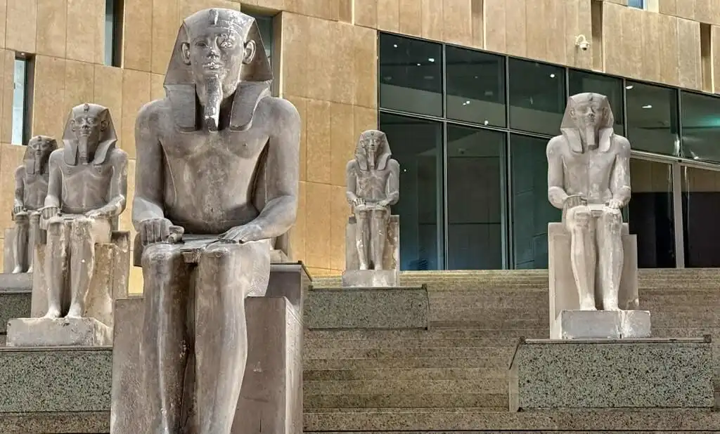 Pyramids and GEM Tour from Cairo Airport
