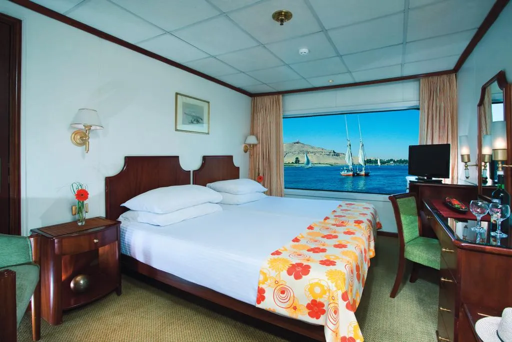 Radamis II Nile Cruise 5 Days Luxor Aswan
