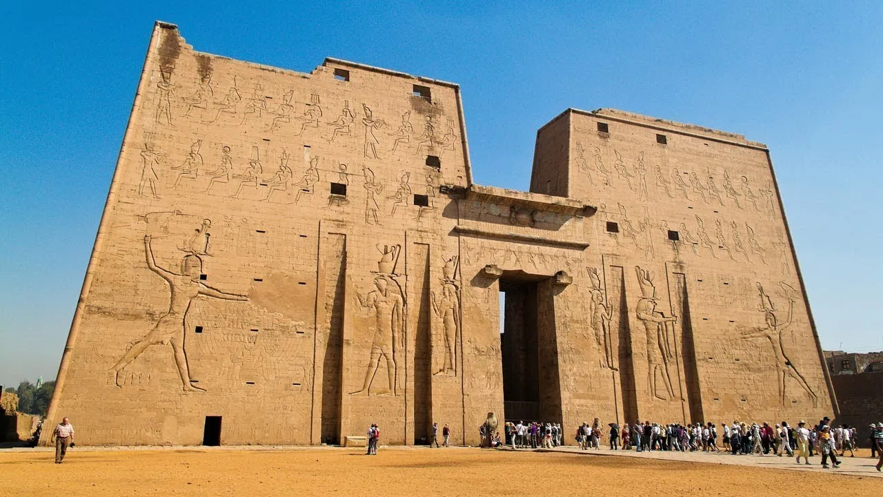 Solaris II Nile Cruise 8 Days