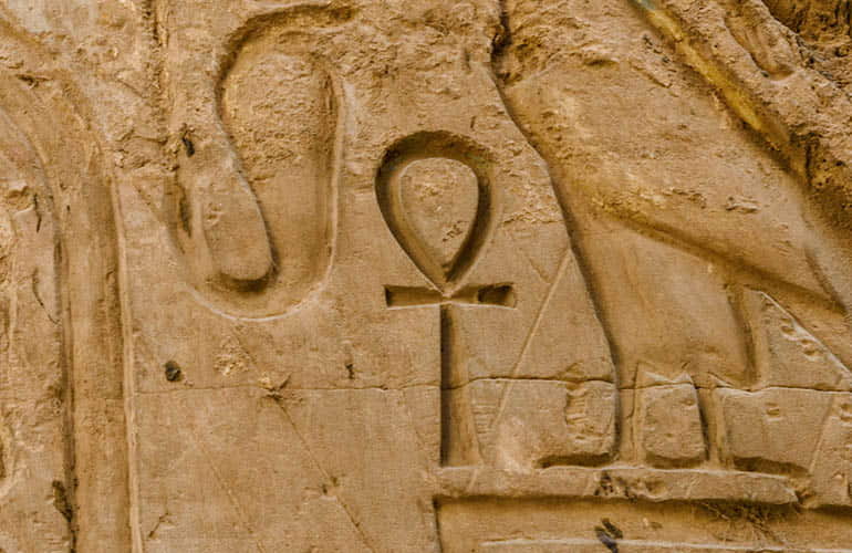 The Egyptian Ankh Symbol Meaning - Expert Guide