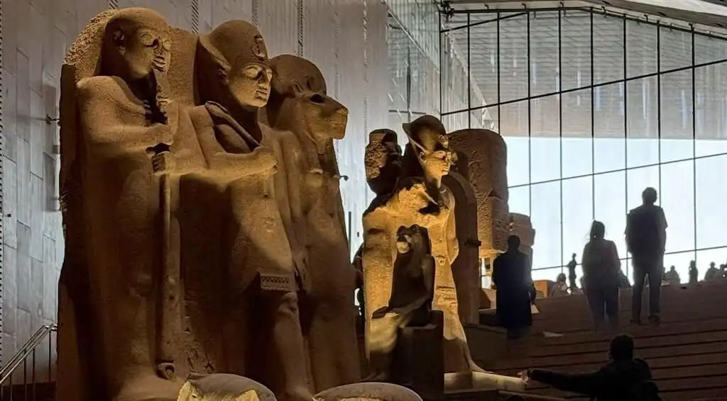 Grand Egyptian Museum and Giza Pyramids Tour: Ultimate Guide