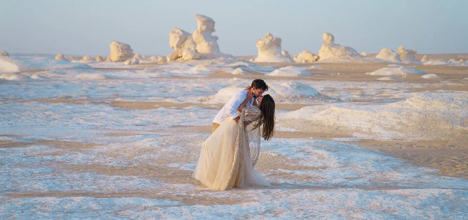 4 Days Wadi El Hitan and White Desert Tour Private Luxury Safari