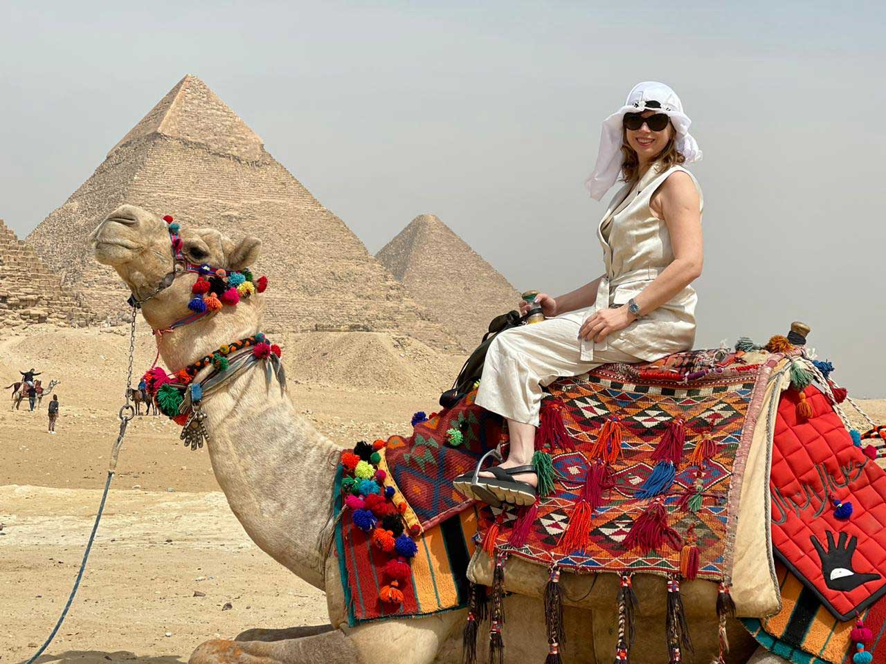 Visitando las pirámides de Giza