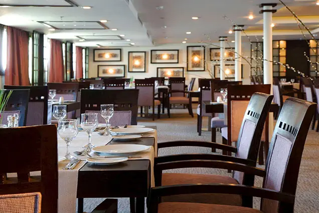 Cruzeiro Movenpick Royal Lily no Nilo 5 dias (2)