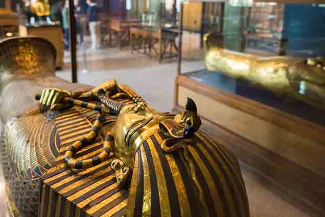 10 Days Egypt Desert Tour Package (8)