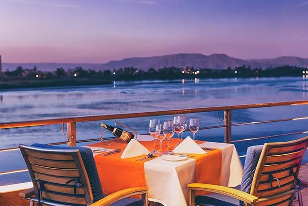 4 Days Nile Cruise From Aswan To Luxor including Abu Simbel and Hot Air Balloon (4)