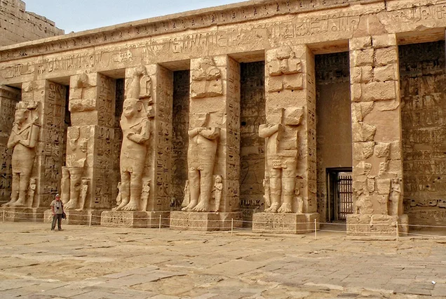 Cairo, Luxor, Abu Simbel & Sahara Tour (4)
