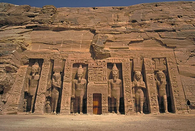 Day Trip to Abu Simbel from Aswan by coach (4)