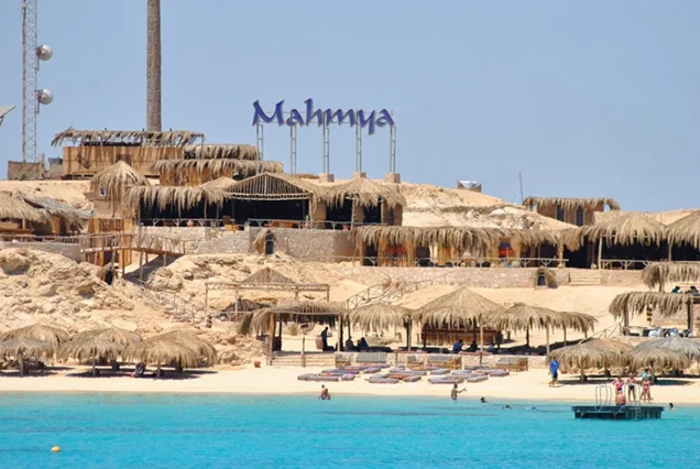 Snorkeling at Mahmya Island (1)